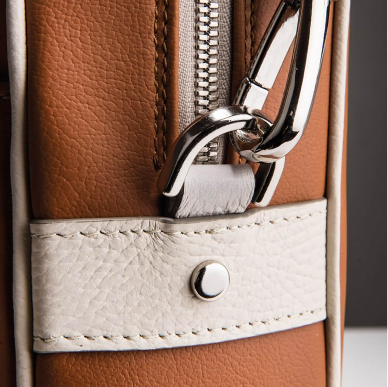 BRIEF CASE Invictusyacht